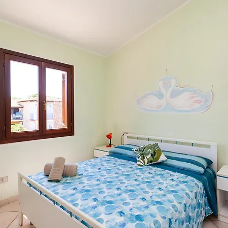 Sea View - Cozy Apartment With Parking Space San Teodoro  Exterior photo