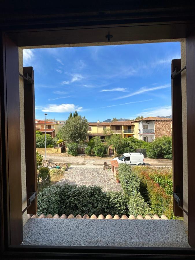 Sea View - Cozy With Parking Space * San Teodoro (Sardinia)